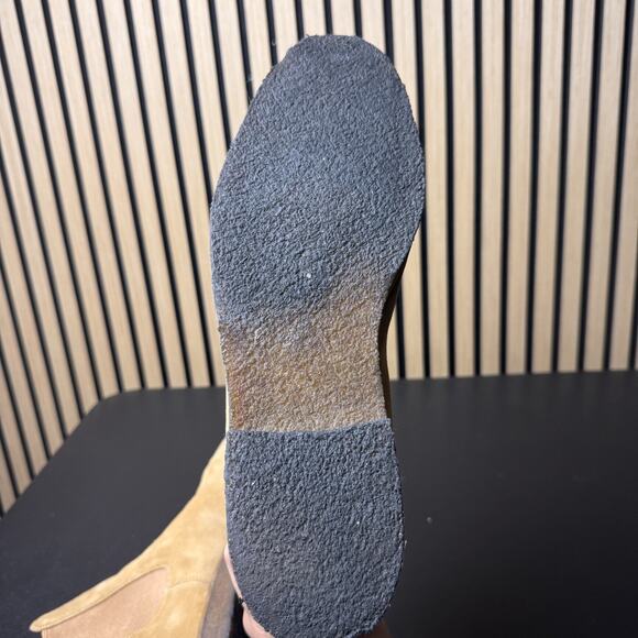 COACH SUEDE CHELSEA BOOTS IN PEANUT SIZE 44.5 - excellent used condition - Picture 3 of 9